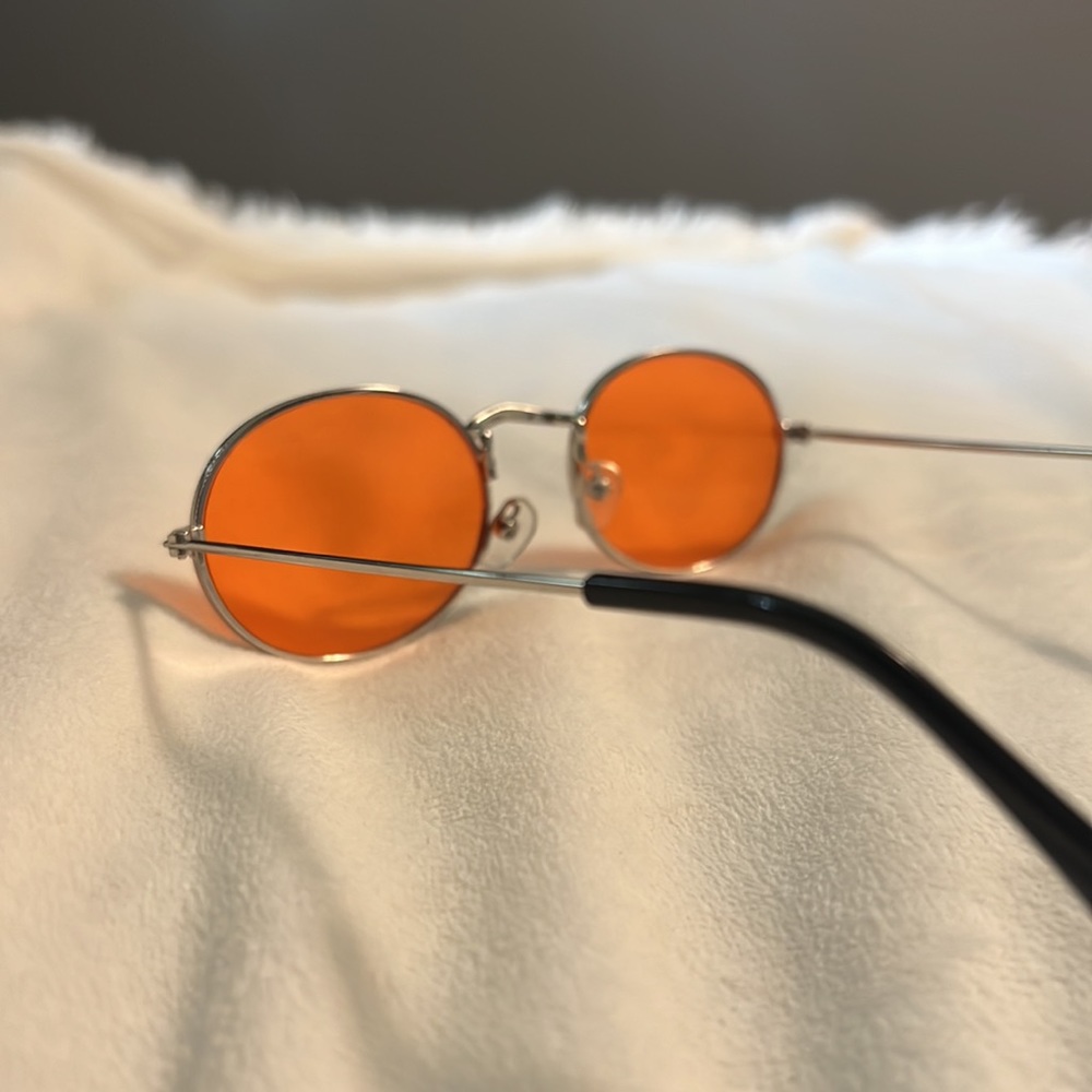 SUNGLASSES☀️ - Picture 2 of 3